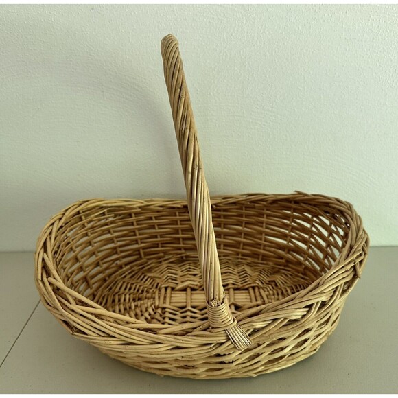 Vintage Wicker Basket With Handle 14 x 12 Inches Bread Fruit Basket - Picture 1 of 8